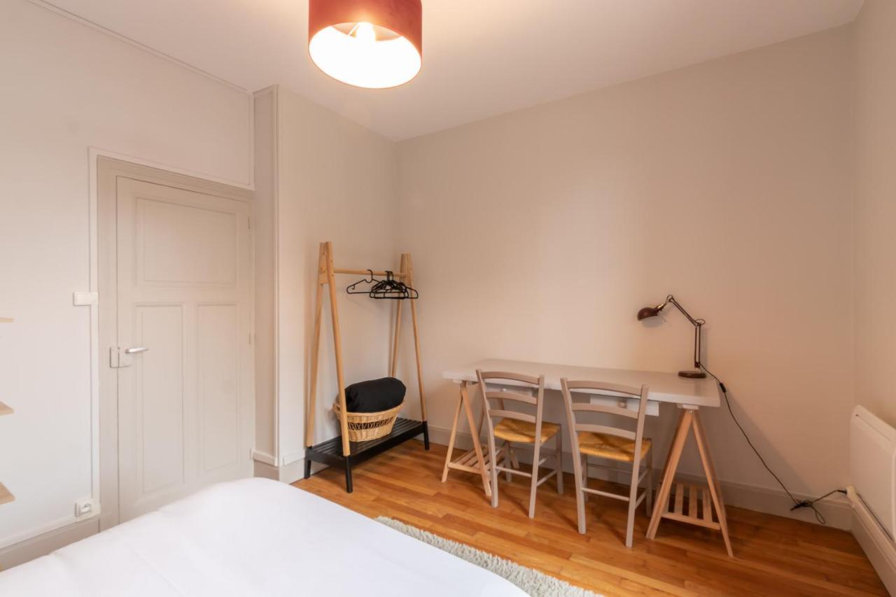 & Confort - Proche Centre-ville , Parking Appartement *